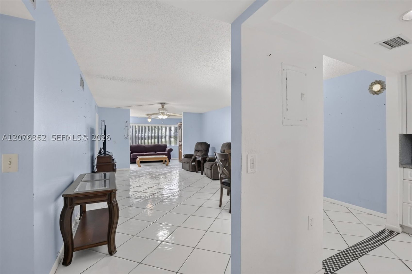 Real estate property located at 9721 Sunrise Lakes Blvd #102, Broward, Sunrise Lakes 135 Condo, Sunrise, FL