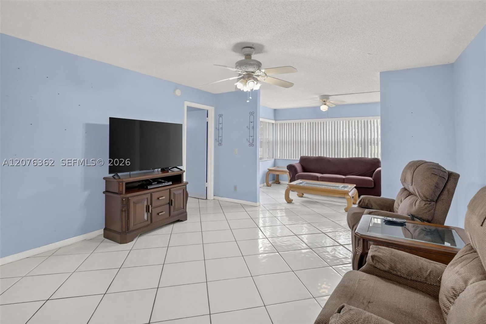 Real estate property located at 9721 Sunrise Lakes Blvd #102, Broward, Sunrise Lakes 135 Condo, Sunrise, FL