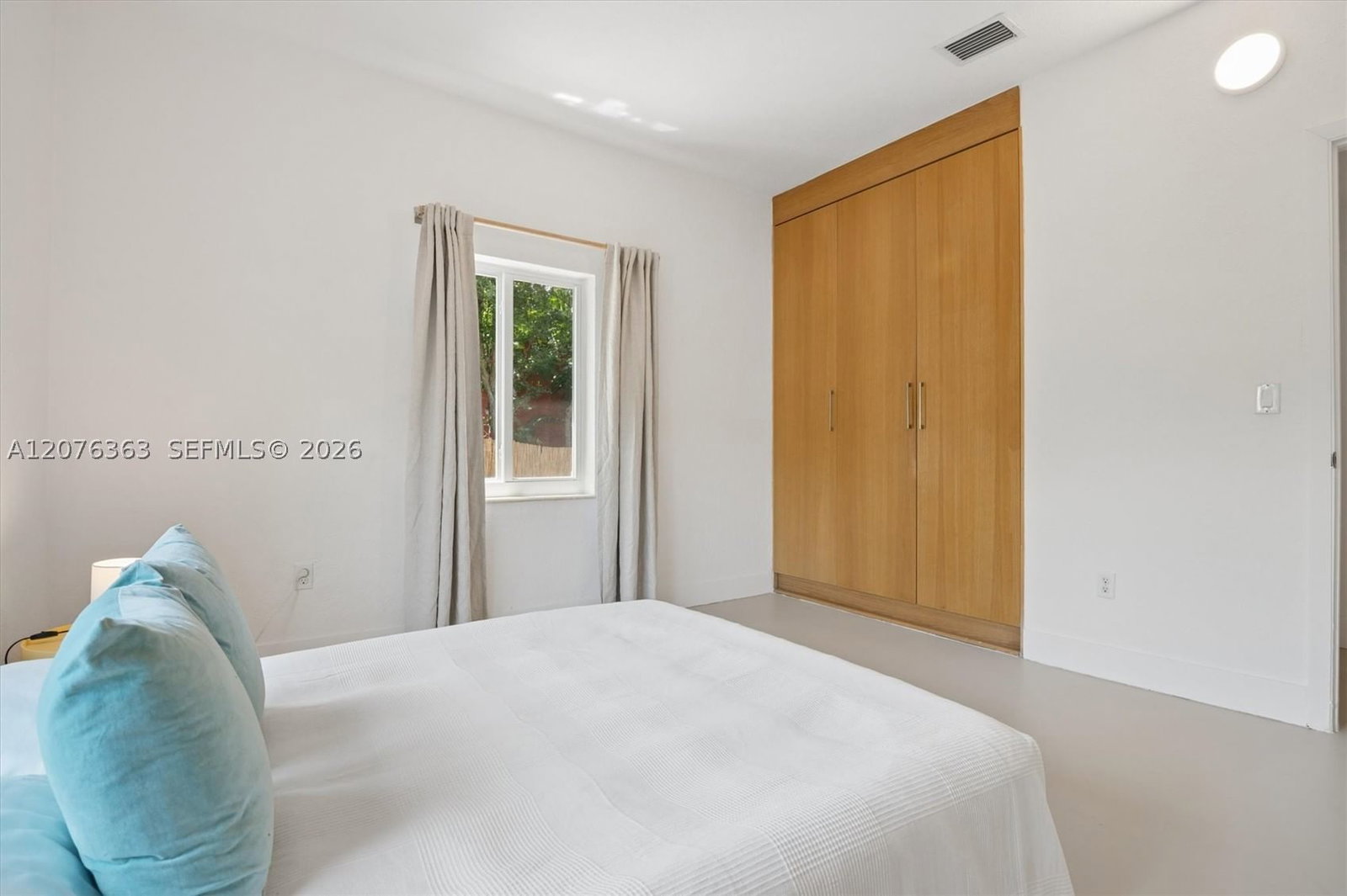Real estate property located at 8230 1st Pl, Miami-dade, Royal Palm Gardens, Miami, FL