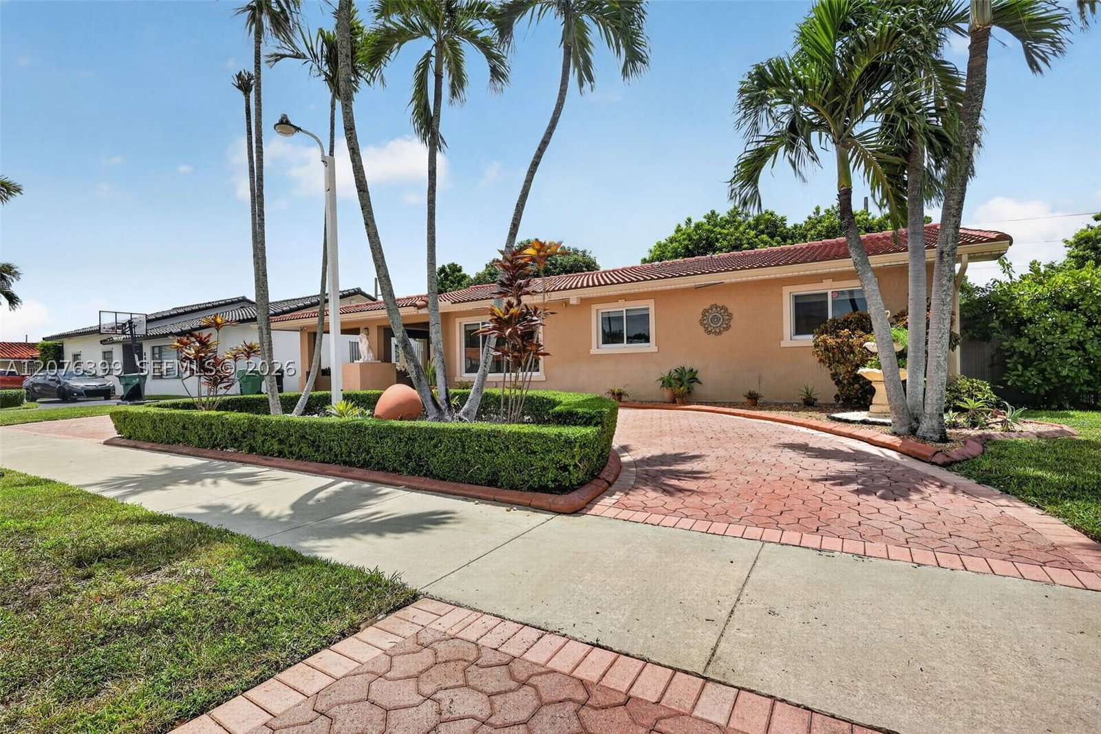Real estate property located at 8936 11th St, Miami-dade, Floral Gardens, Miami, FL