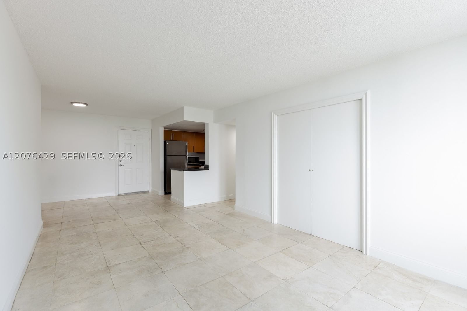 Real estate property located at 1621 Bay Rd #604, Miami-dade, Bayview Plaza Condo, Miami Beach, FL