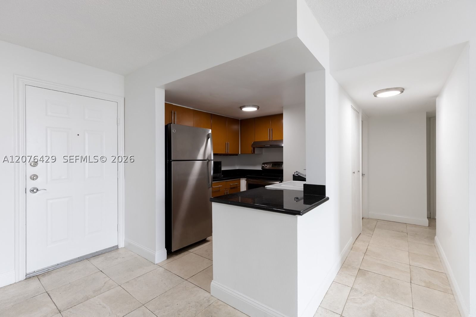 Real estate property located at 1621 Bay Rd #604, Miami-dade, Bayview Plaza Condo, Miami Beach, FL