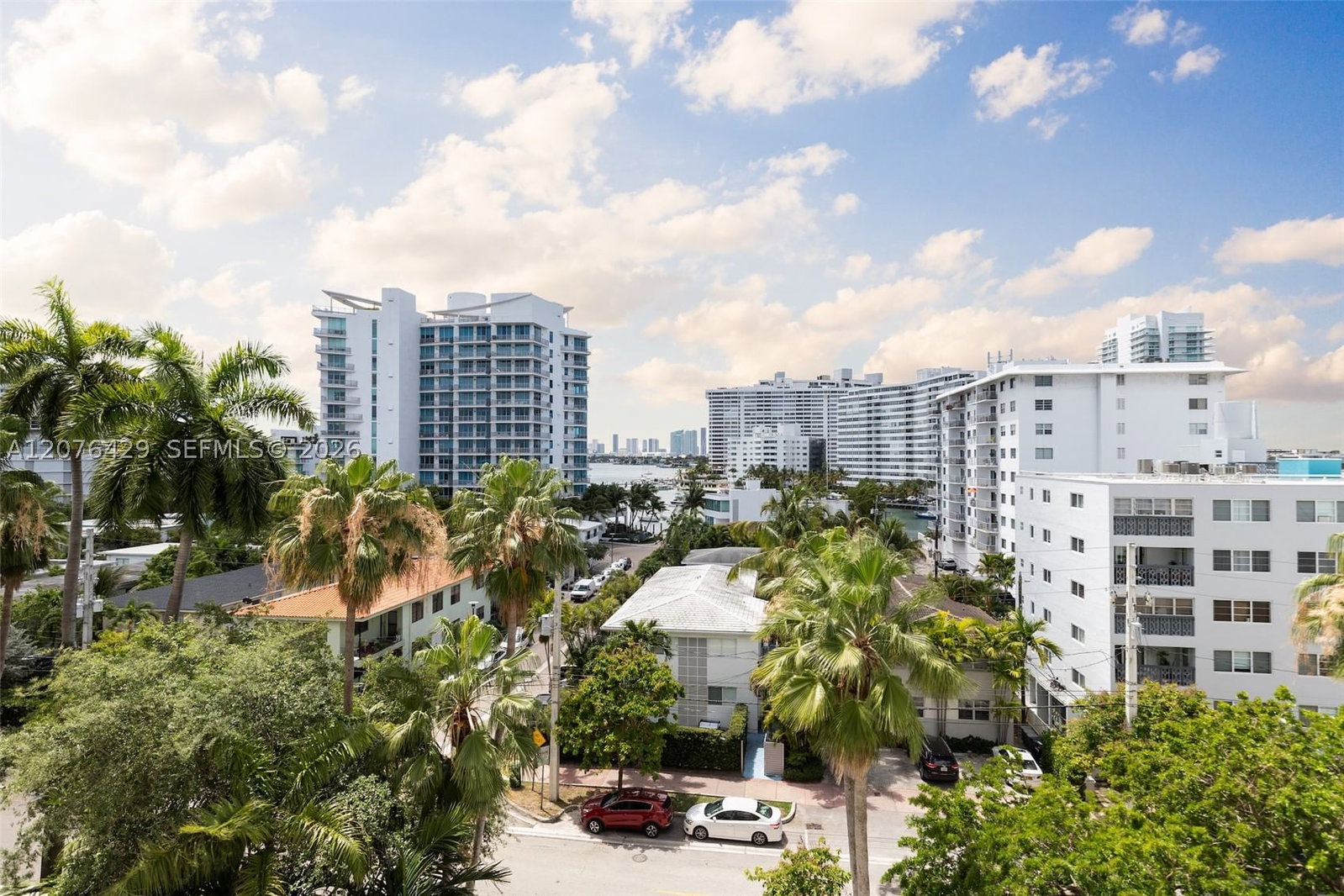 Real estate property located at 1621 Bay Rd #604, Miami-dade, Bayview Plaza Condo, Miami Beach, FL