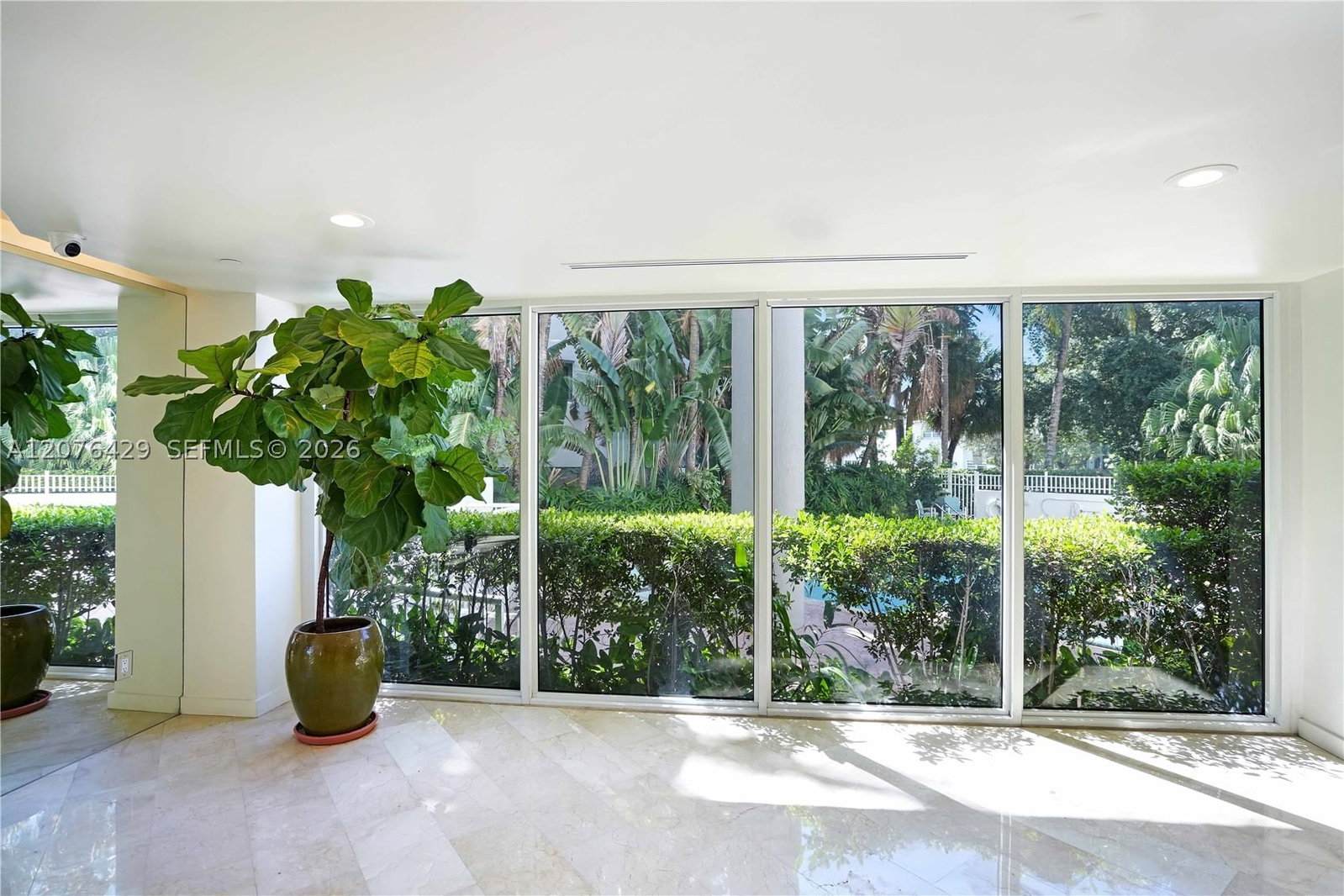 Real estate property located at 1621 Bay Rd #604, Miami-dade, Bayview Plaza Condo, Miami Beach, FL