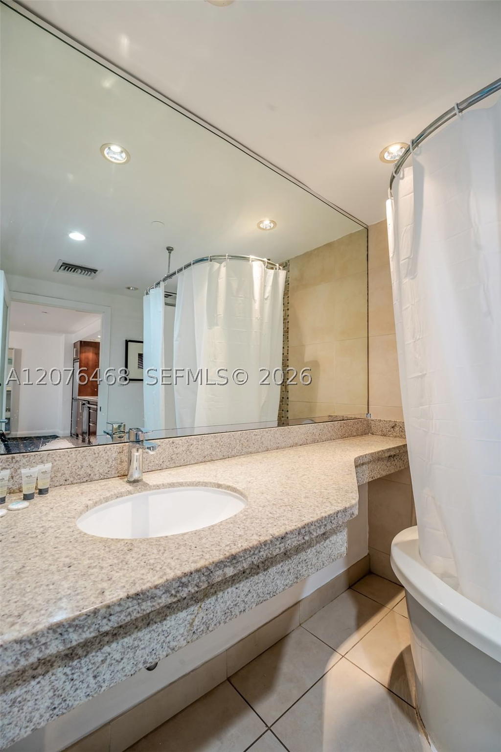 Real estate property located at 1060 Ocean Dr D206, Miami-dade, The Strand On Ocean Drive, Miami Beach, FL