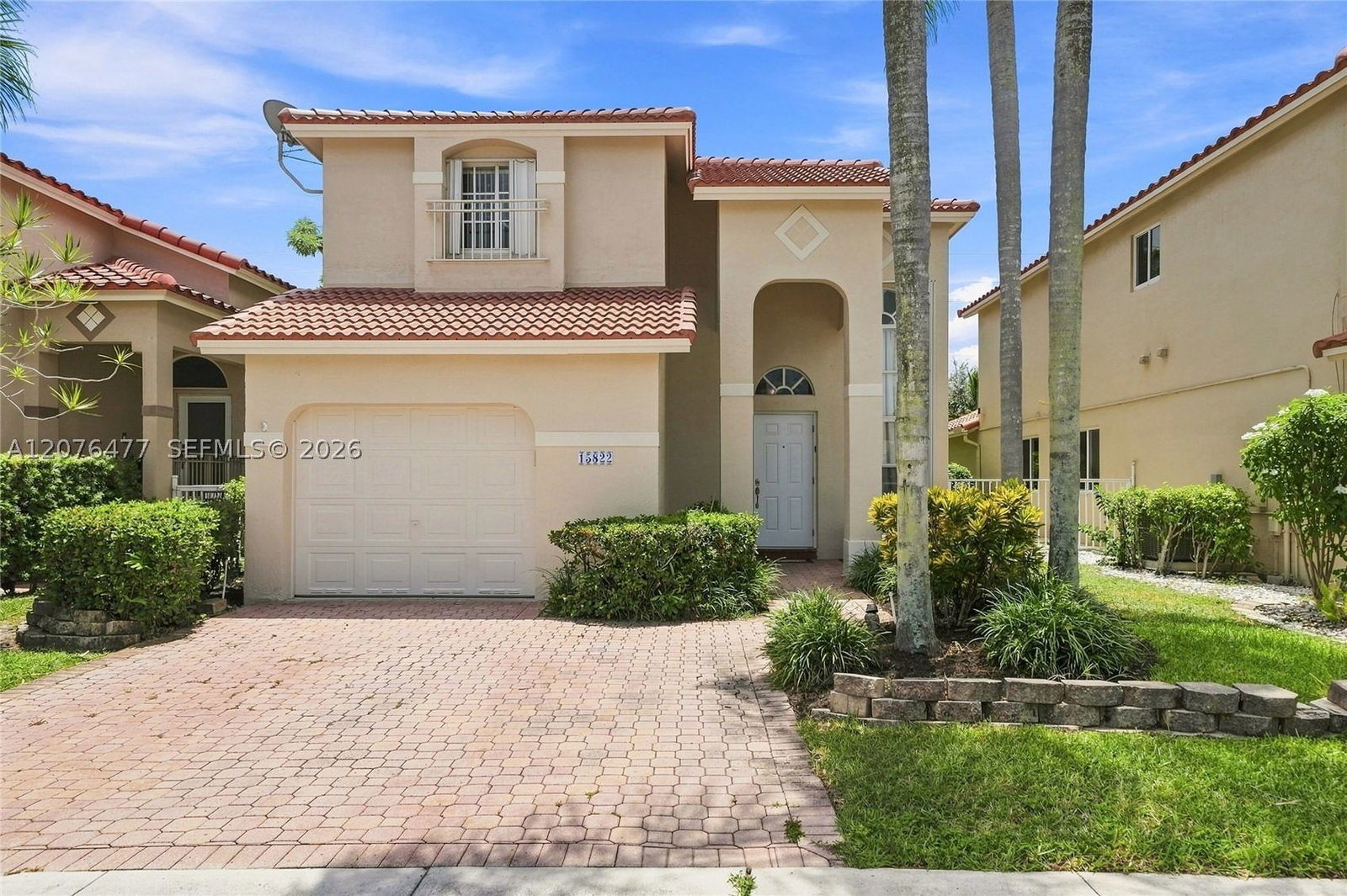 Real estate property located at 15822 16th Ct, Broward, Hollywood Lakes Country C, Pembroke Pines, FL