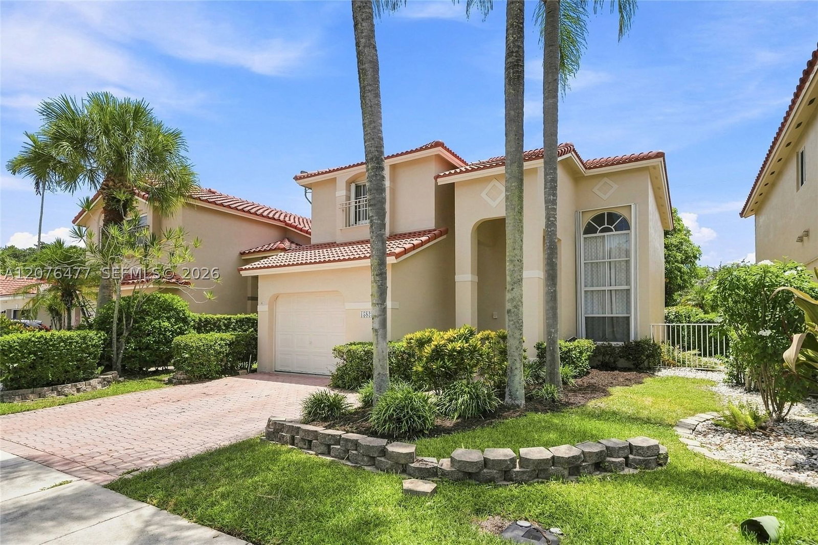 Real estate property located at 15822 16th Ct, Broward, Hollywood Lakes Country C, Pembroke Pines, FL