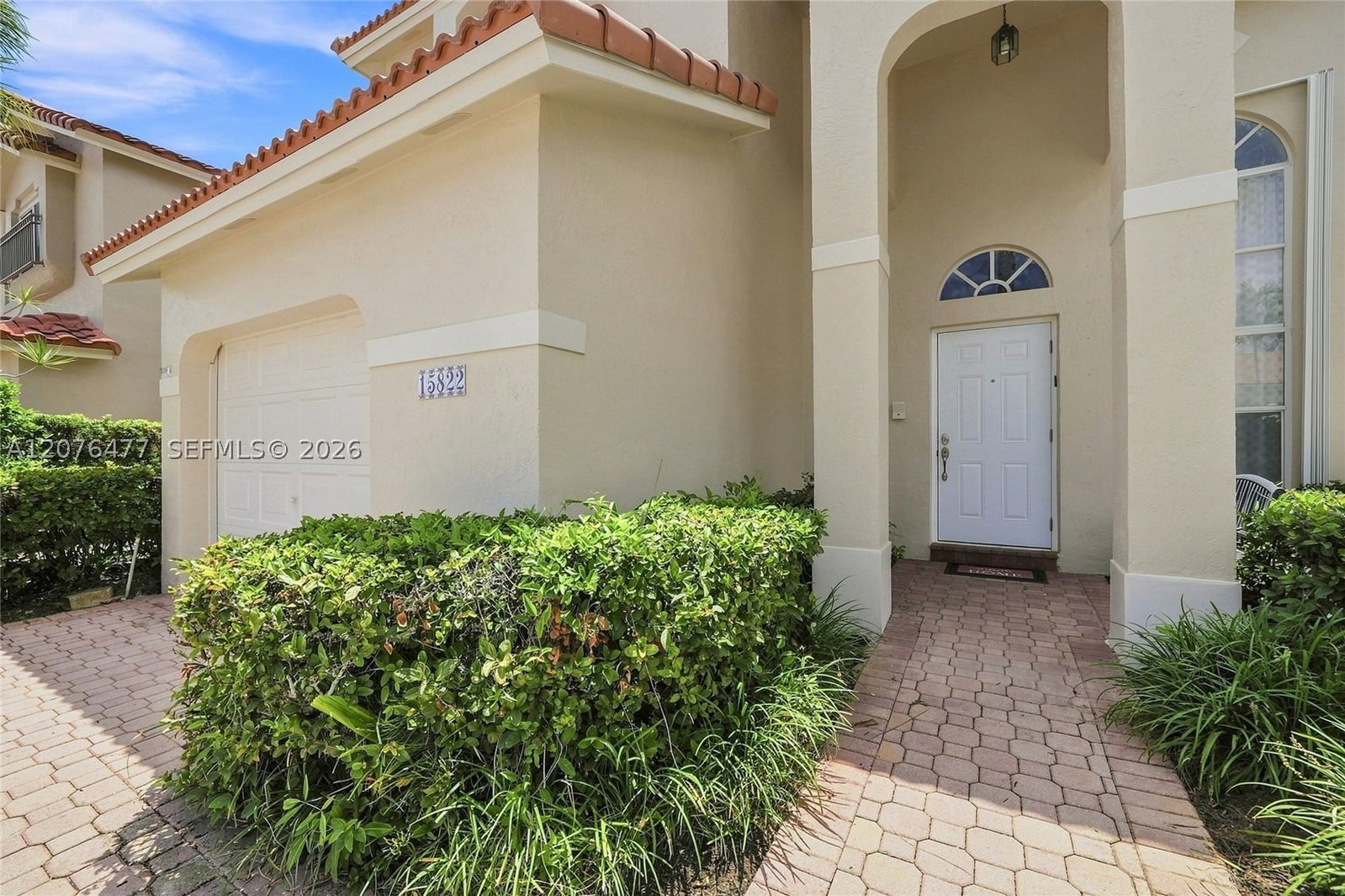 Real estate property located at 15822 16th Ct, Broward, Hollywood Lakes Country C, Pembroke Pines, FL