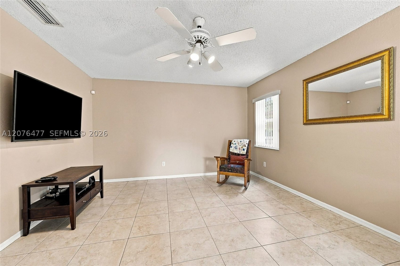 Real estate property located at 15822 16th Ct, Broward, Hollywood Lakes Country C, Pembroke Pines, FL