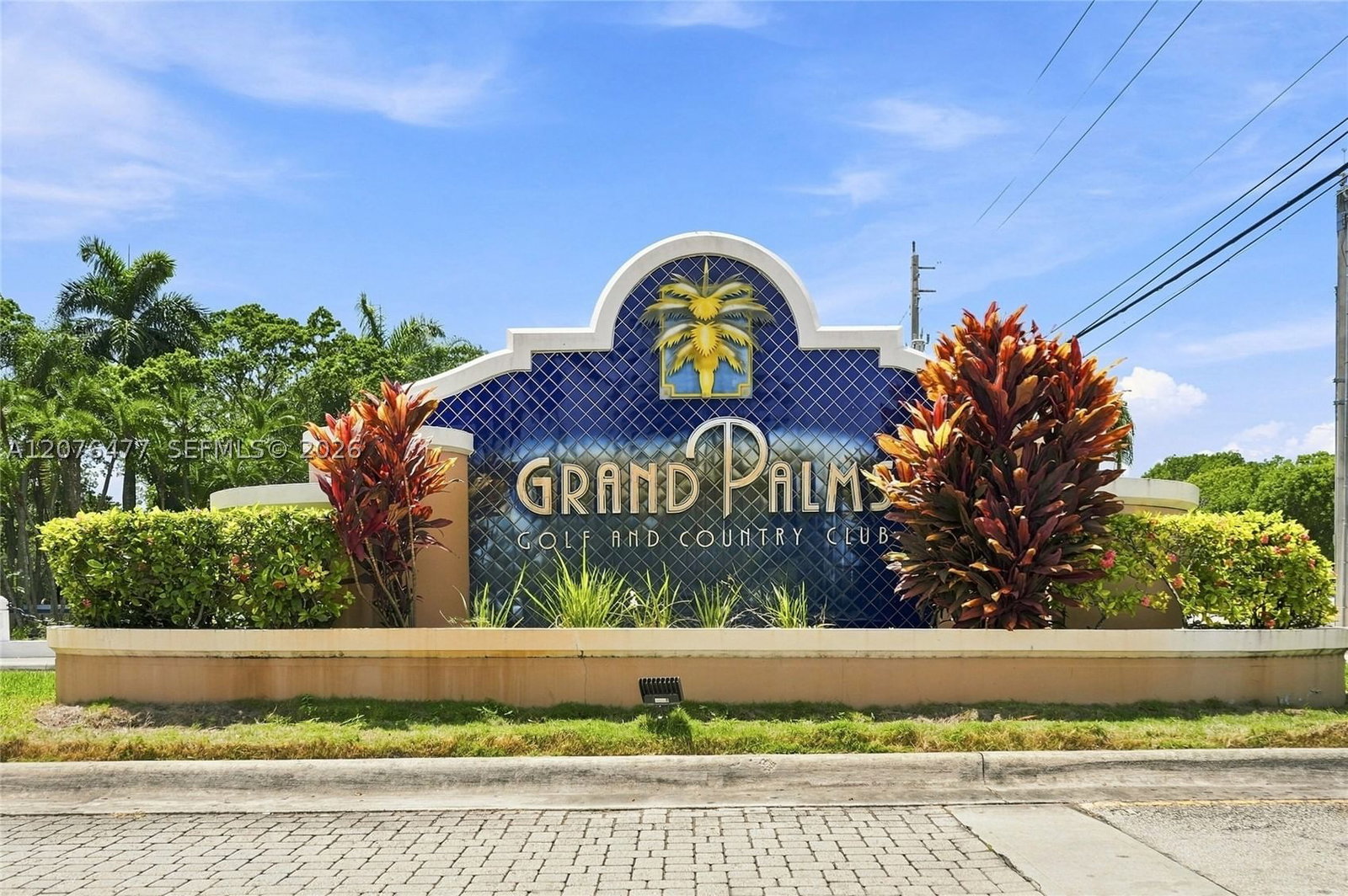 Real estate property located at 15822 16th Ct, Broward, Hollywood Lakes Country C, Pembroke Pines, FL