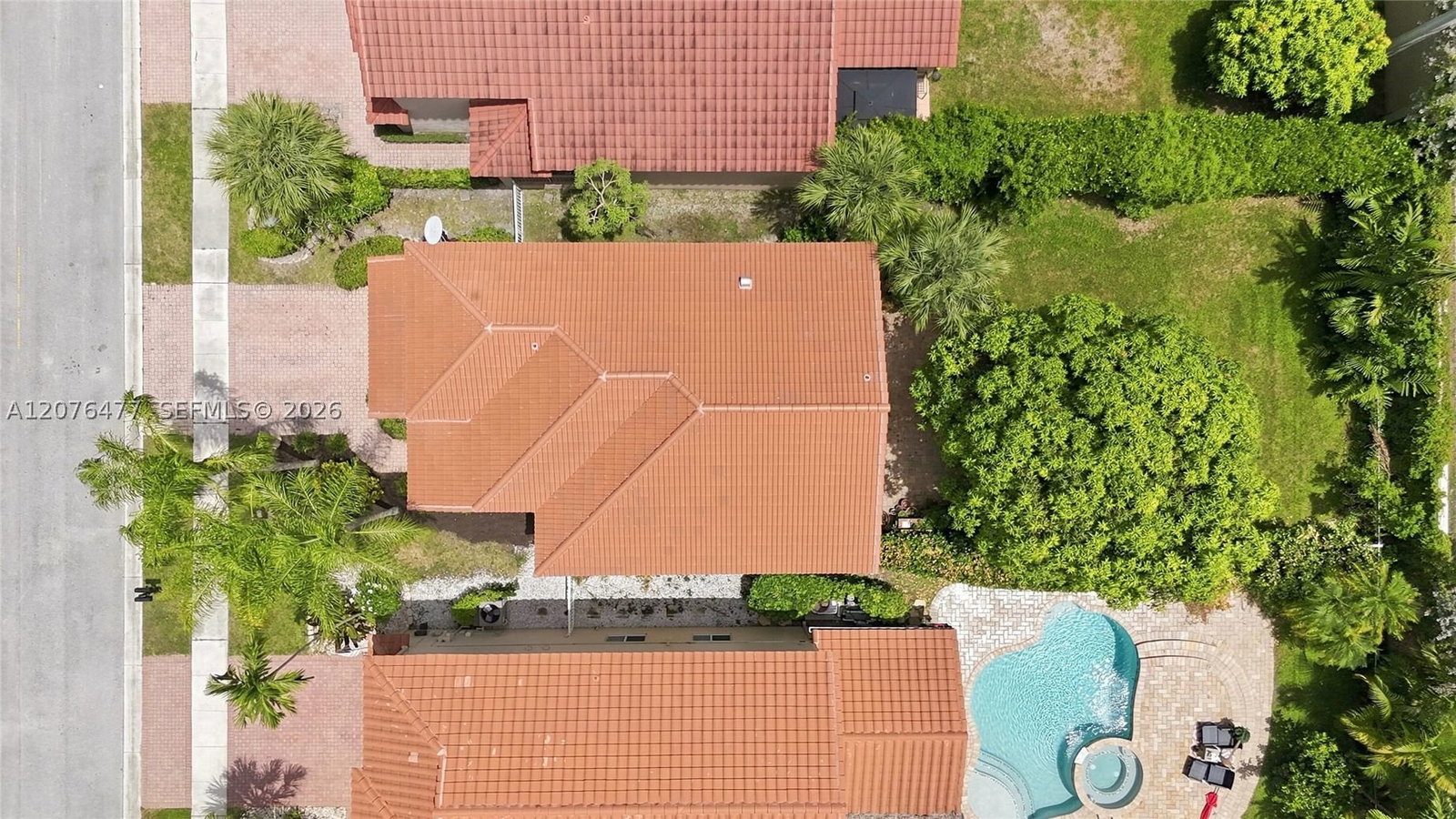 Real estate property located at 15822 16th Ct, Broward, Hollywood Lakes Country C, Pembroke Pines, FL