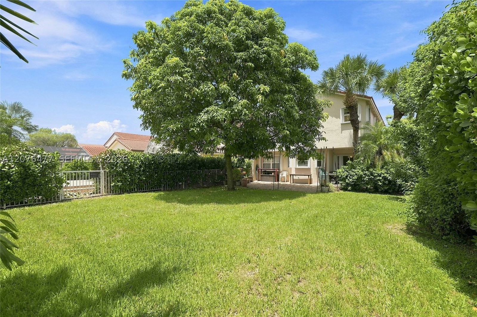 Real estate property located at 15822 16th Ct, Broward, Hollywood Lakes Country C, Pembroke Pines, FL