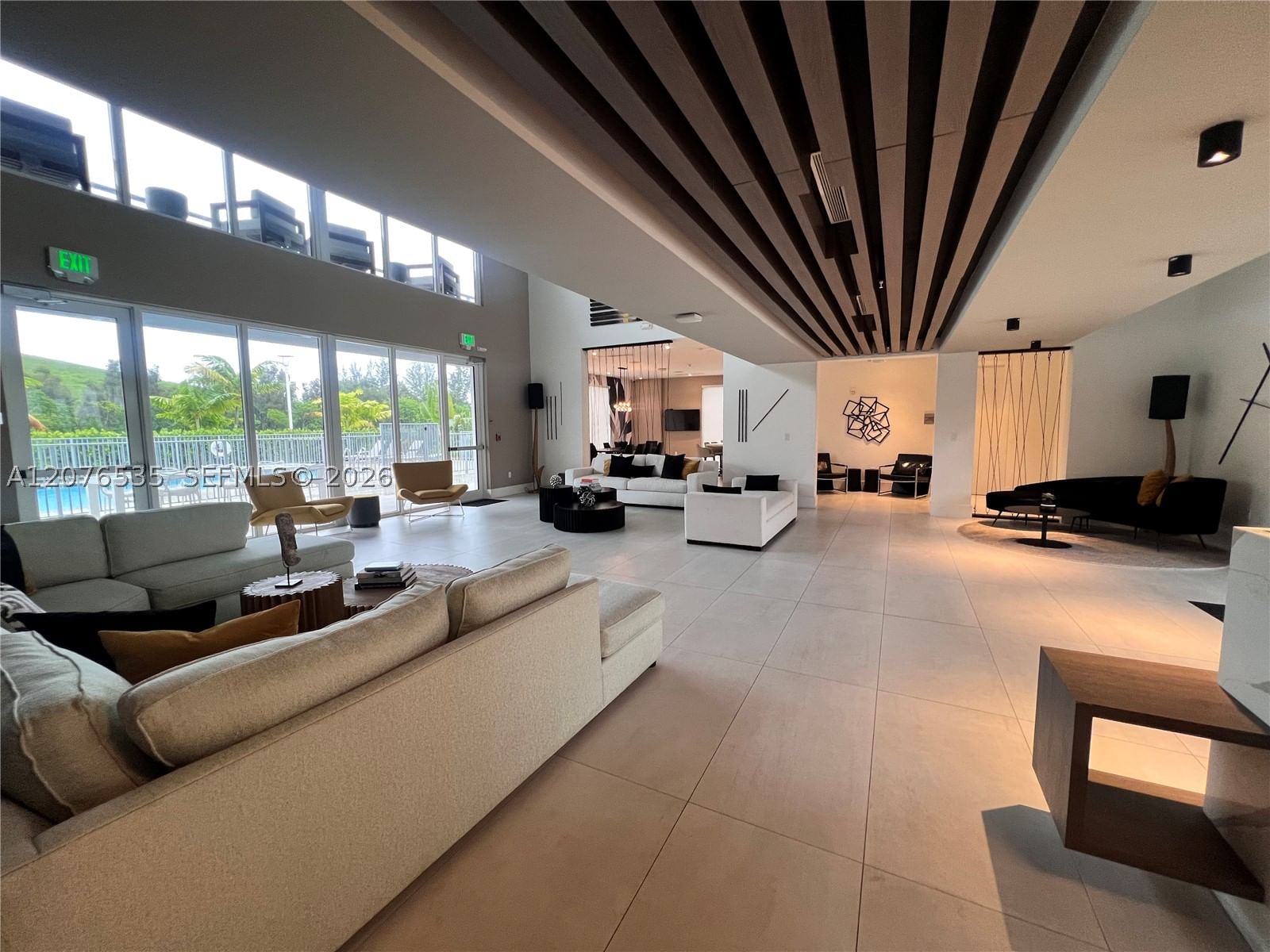 Real estate property located at 10381 67th Ter, Miami-dade, Doral Palms South, Doral, FL