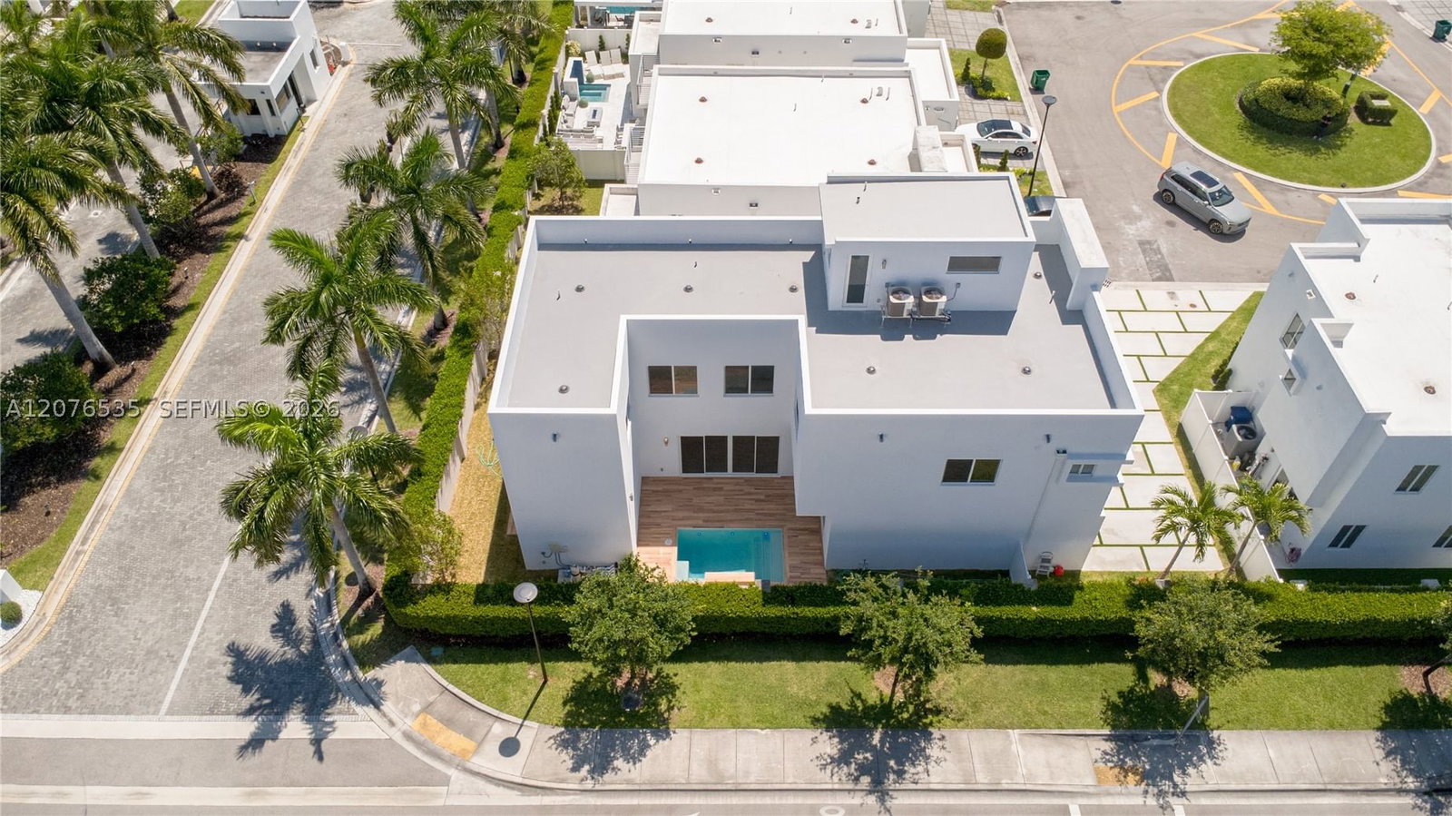 Real estate property located at 10381 67th Ter, Miami-dade, Doral Palms South, Doral, FL