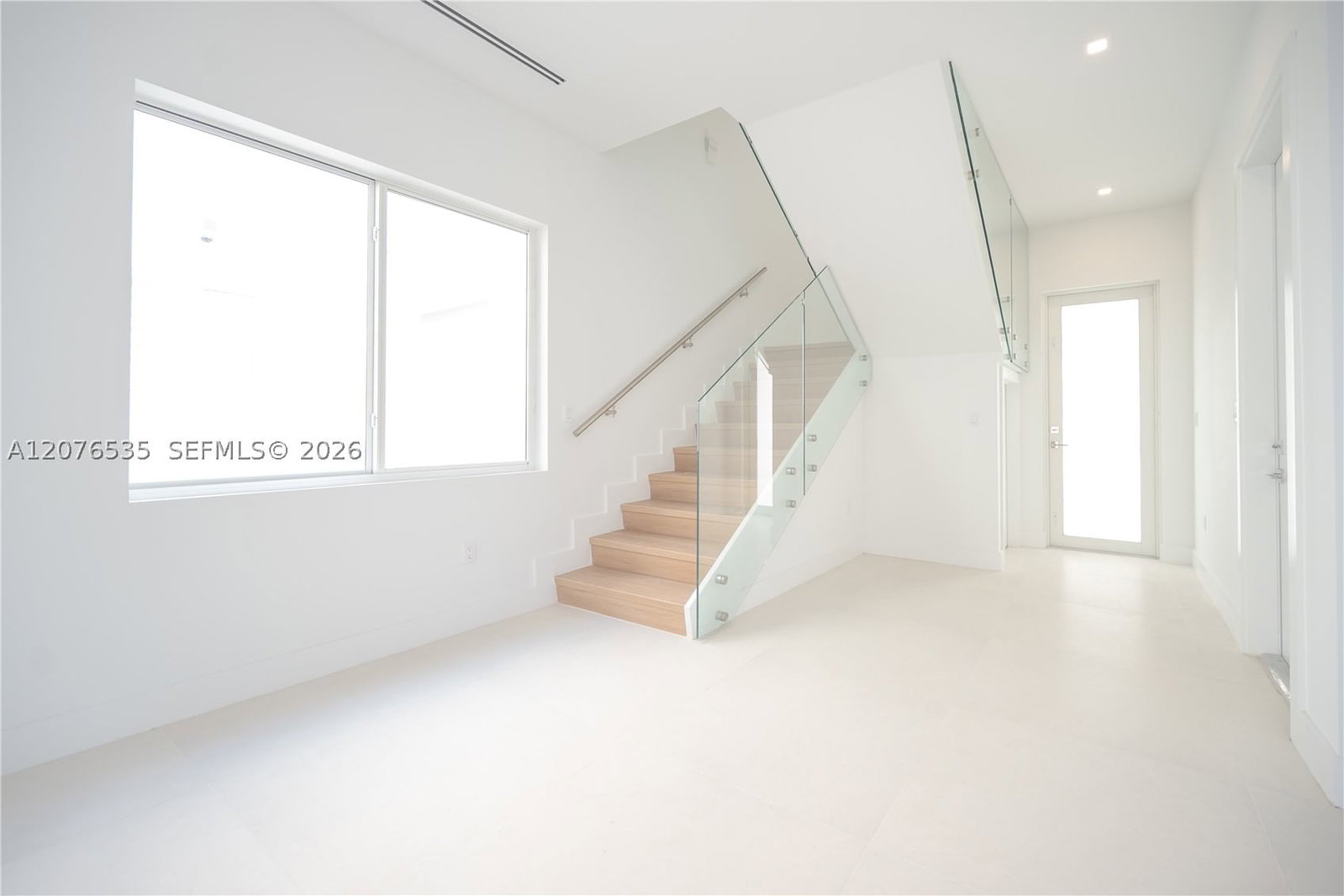 Real estate property located at 10381 67th Ter, Miami-dade, Doral Palms South, Doral, FL