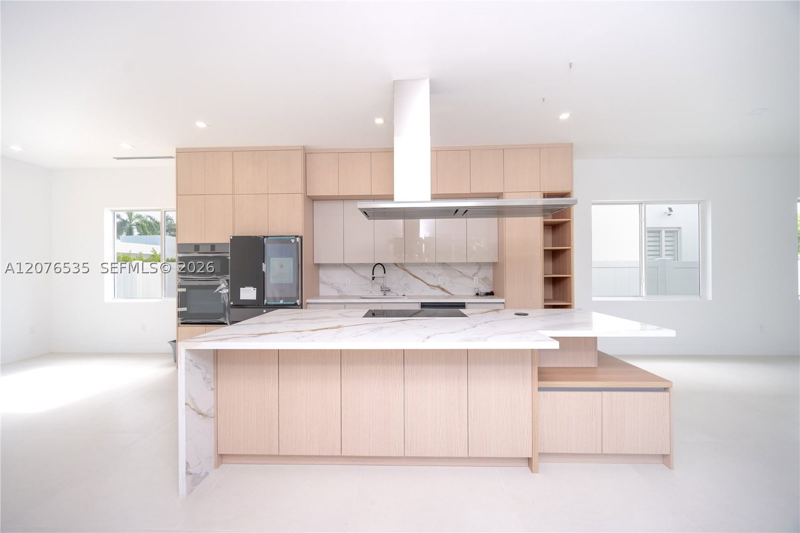 Real estate property located at 10381 67th Ter, Miami-dade, Doral Palms South, Doral, FL