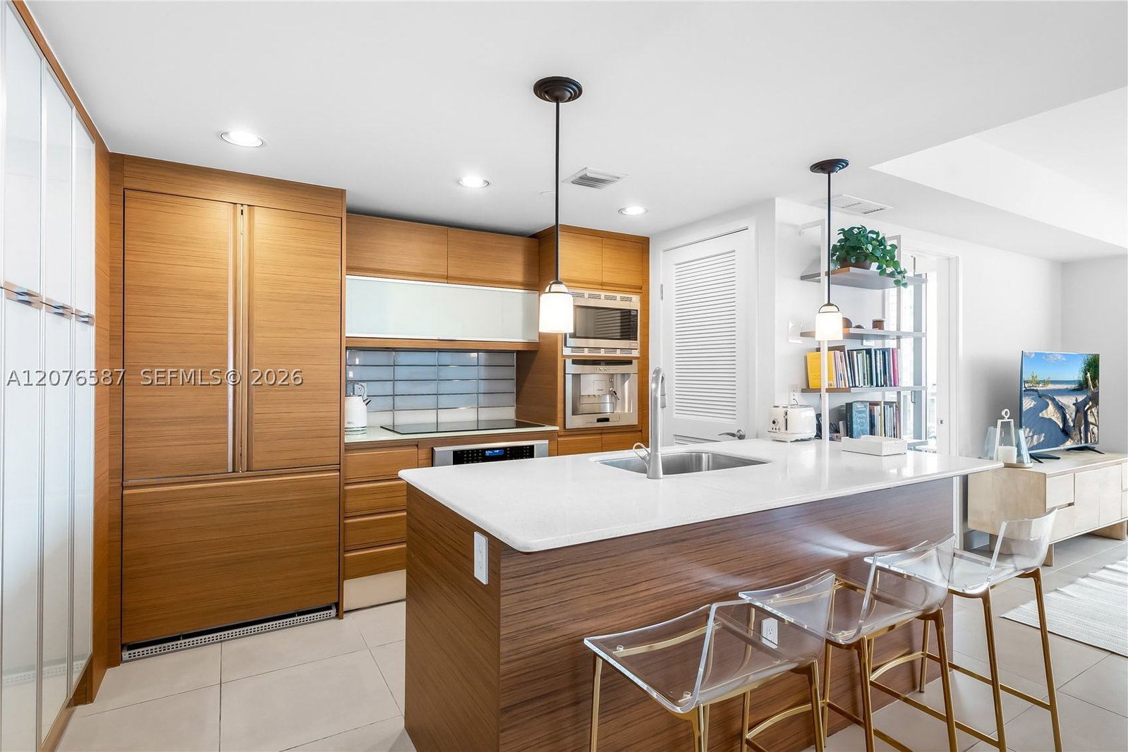 Real estate property located at 5875 Collins Ave #903, Miami-dade, Mei Condo, Miami Beach, FL