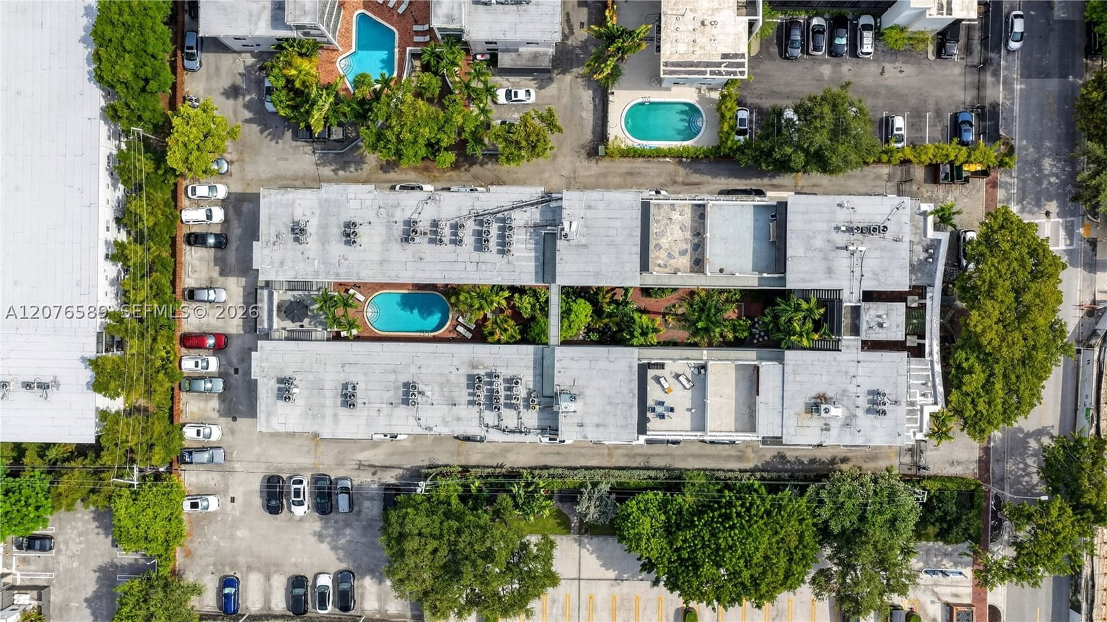 Real estate property located at 3240 Mary St S308, Miami-dade, Courtyards Of The Grove C, Miami, FL