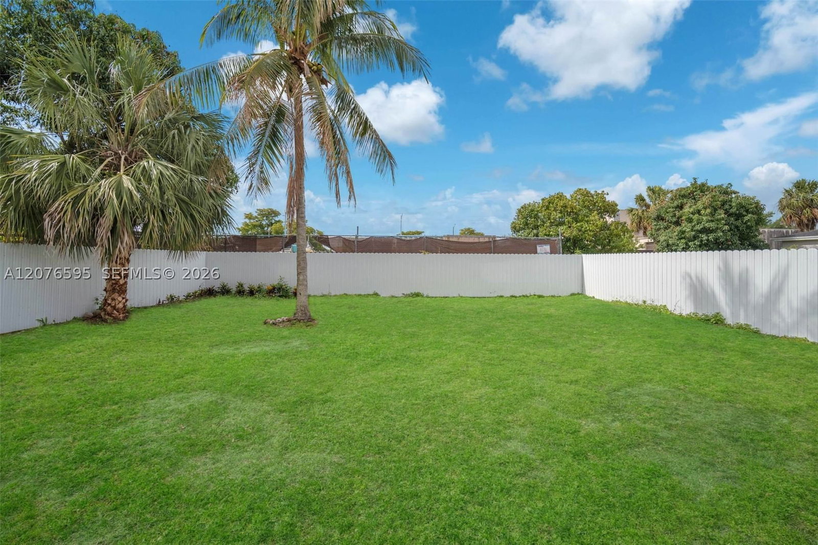 Real estate property located at 2572 20th St, Broward, North West Lauderdale, Fort Lauderdale, FL