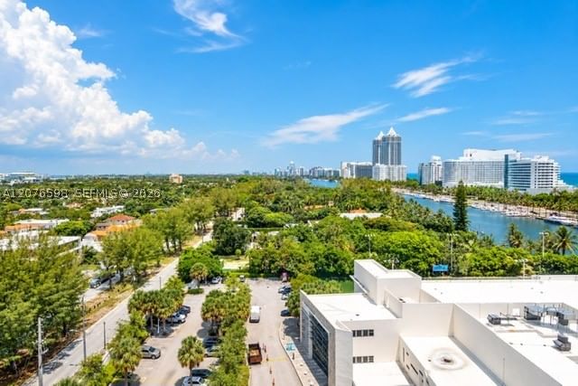 Real estate property located at 4101 Pine Tree Dr #1105, Miami-dade, Tower Forty One Condo, Miami Beach, FL
