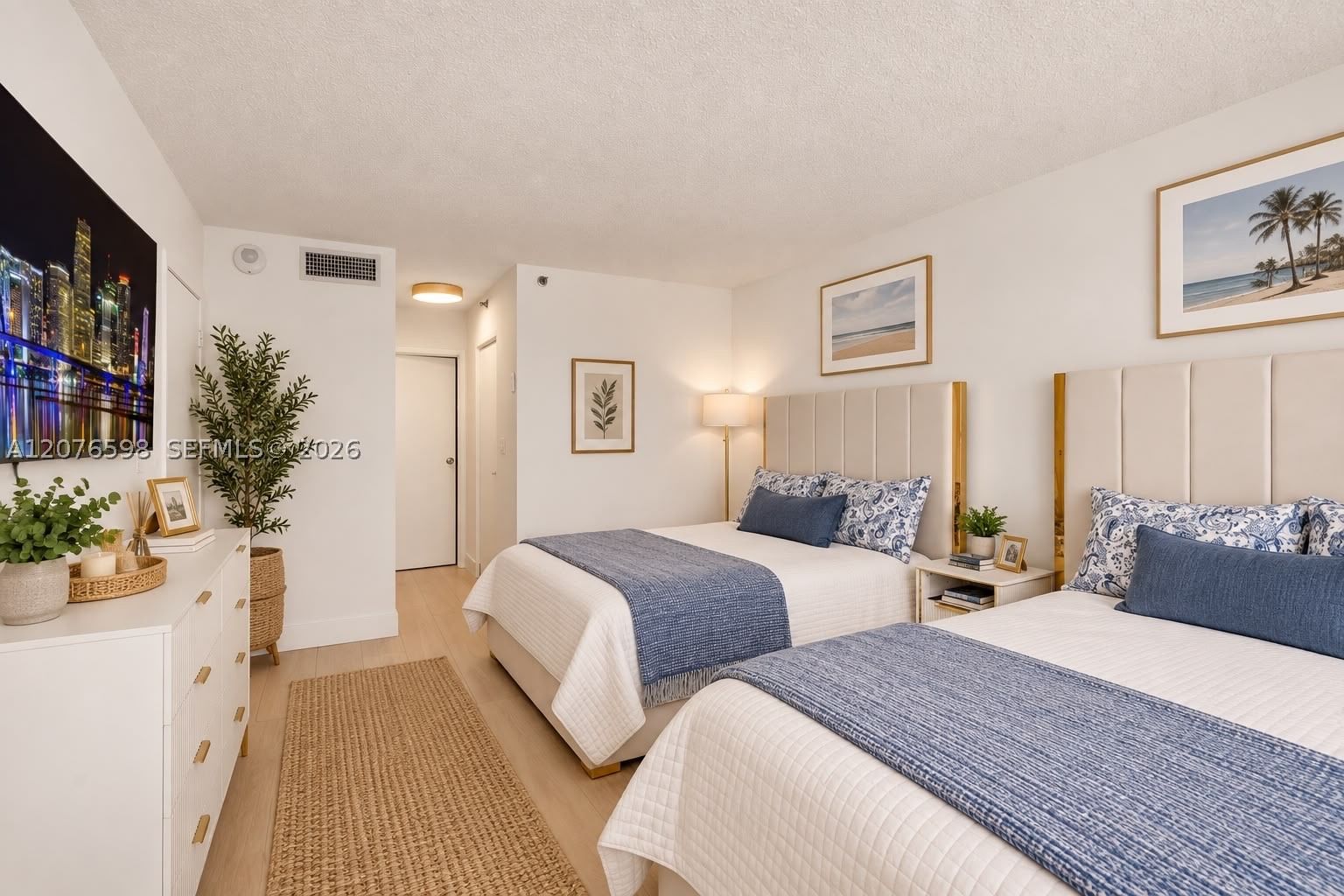 Real estate property located at 4101 Pine Tree Dr #1105, Miami-dade, Tower Forty One Condo, Miami Beach, FL