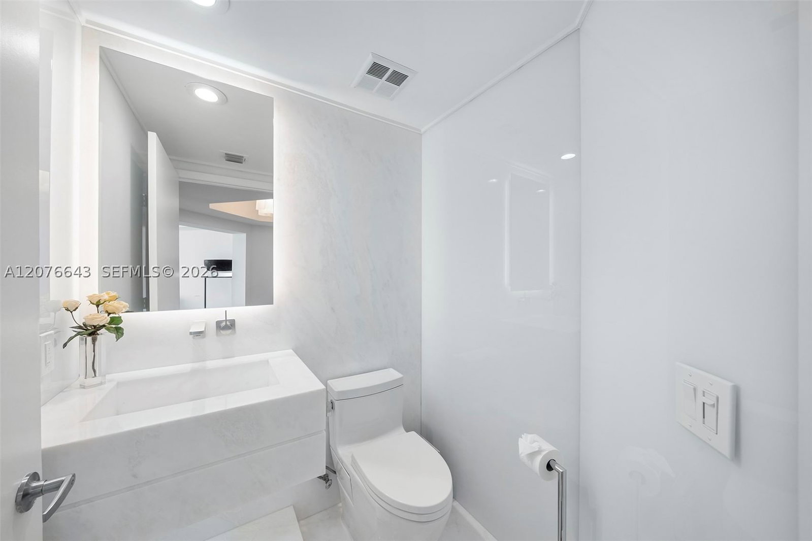 Real estate property located at 2711 Ocean Dr #1502, Broward, Trump Hollywood, Hollywood, FL