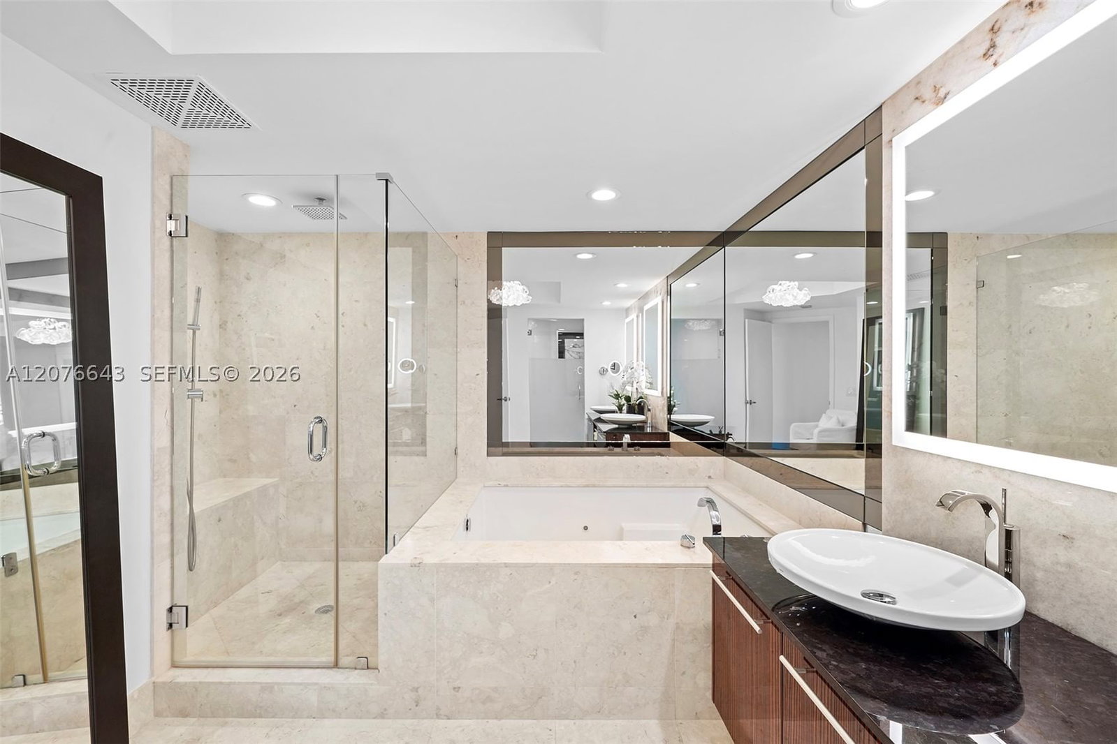Real estate property located at 2711 Ocean Dr #1502, Broward, Trump Hollywood, Hollywood, FL