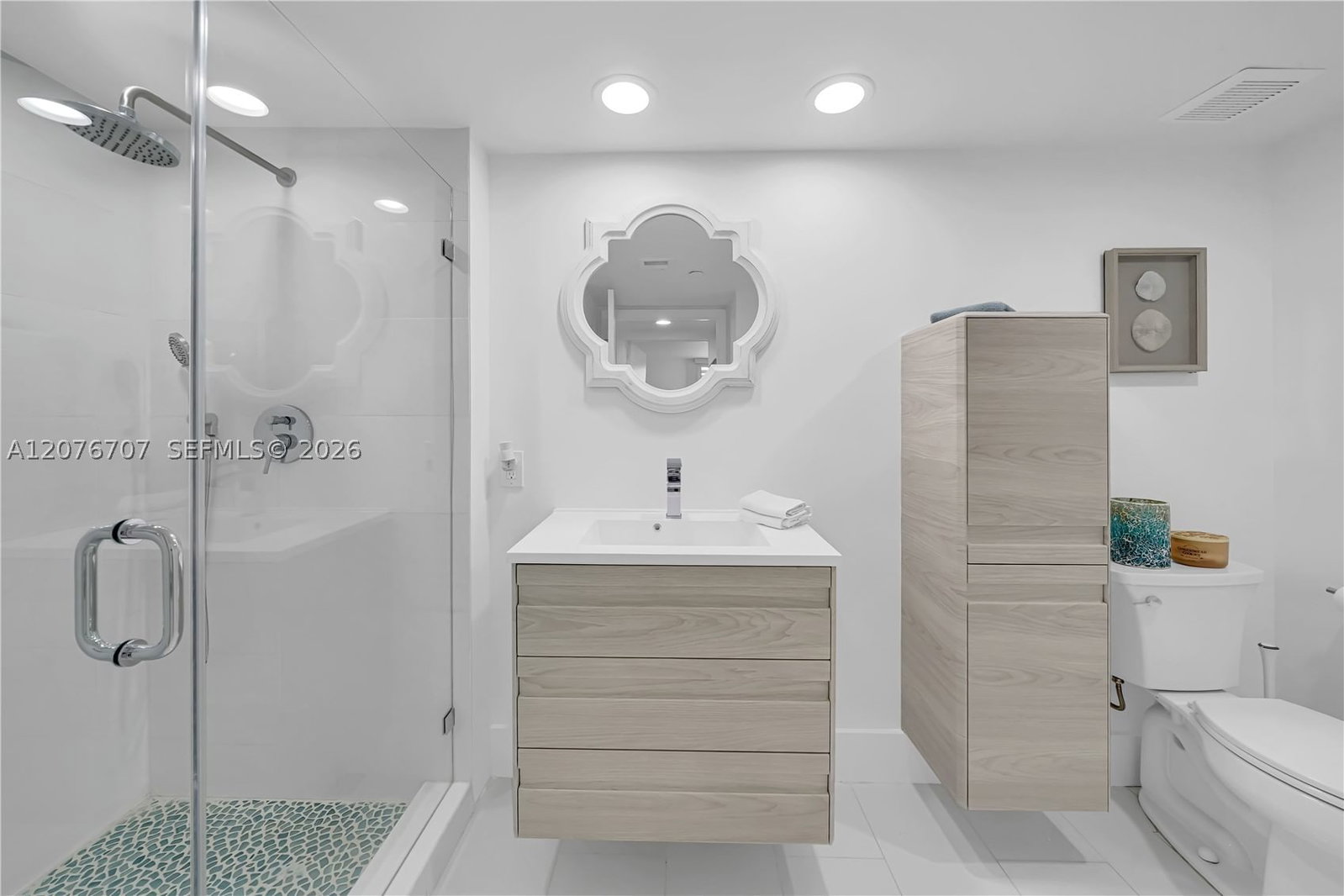 Real estate property located at 16425 Collins Ave #712, Miami-dade, Oceania I Condo, Sunny Isles Beach, FL