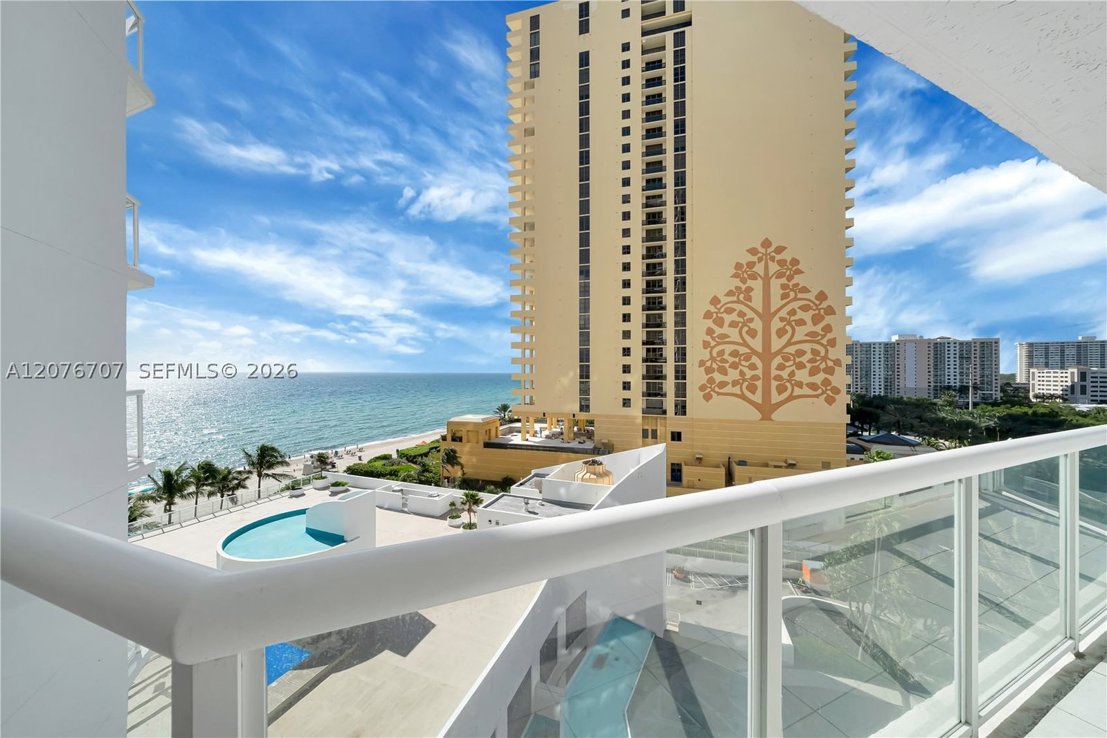 Real estate property located at 16425 Collins Ave #712, Miami-dade, Oceania I Condo, Sunny Isles Beach, FL