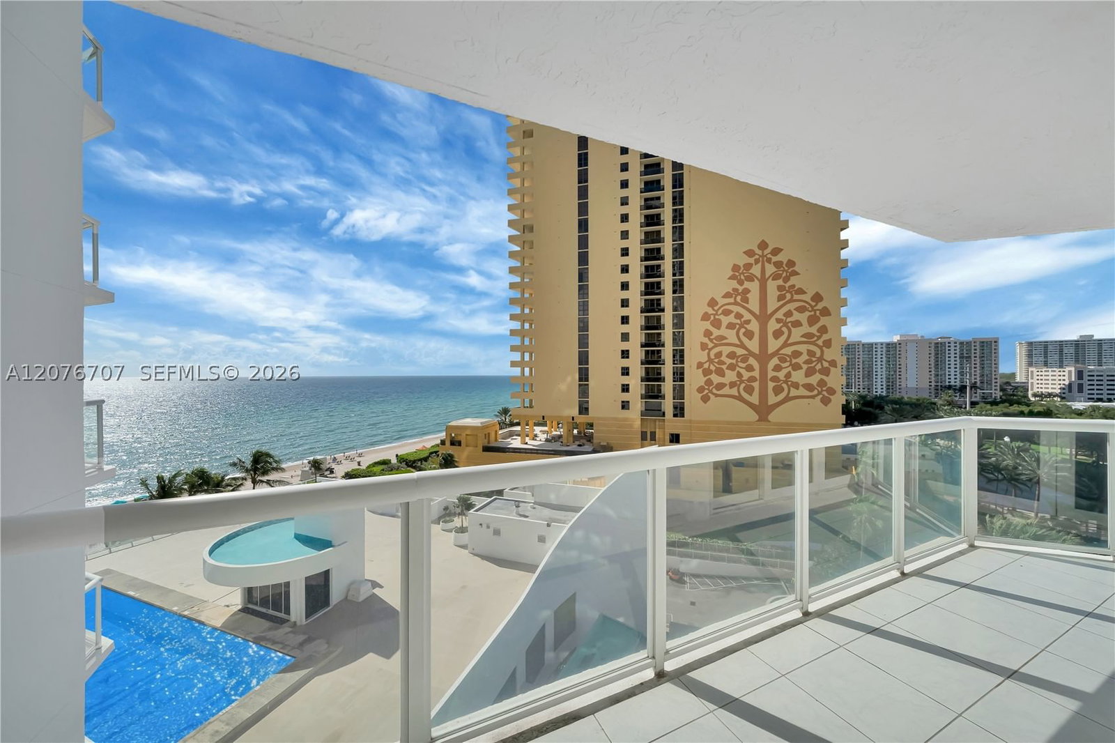 Real estate property located at 16425 Collins Ave #712, Miami-dade, Oceania I Condo, Sunny Isles Beach, FL