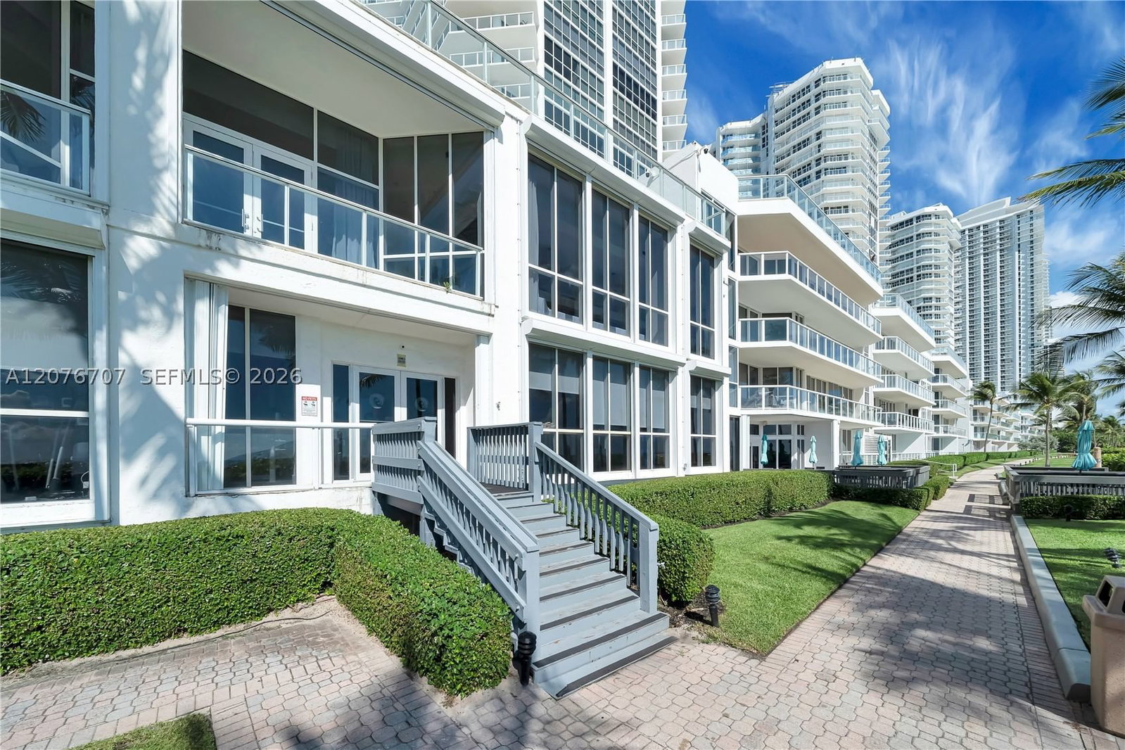 Real estate property located at 16425 Collins Ave #712, Miami-dade, Oceania I Condo, Sunny Isles Beach, FL