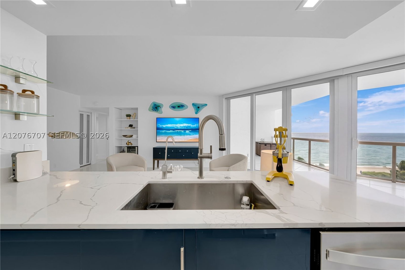 Real estate property located at 16425 Collins Ave #712, Miami-dade, Oceania I Condo, Sunny Isles Beach, FL