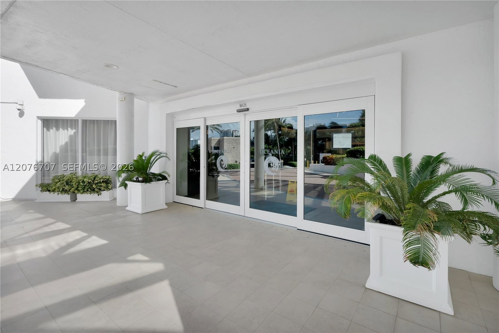 Real estate property located at 16425 Collins Ave #712, Miami-dade, Oceania I Condo, Sunny Isles Beach, FL