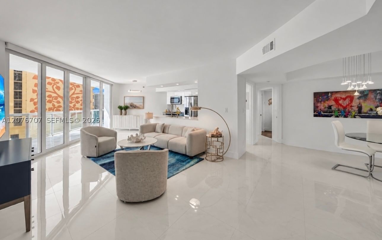 Real estate property located at 16425 Collins Ave #712, Miami-dade, Oceania I Condo, Sunny Isles Beach, FL