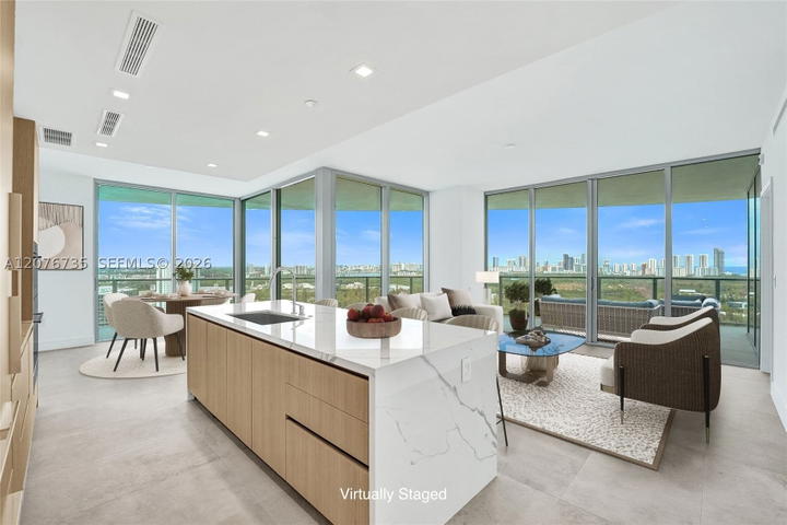 Real estate property located at 2411 Laguna Circle #2511, Miami-dade, One Park Tower, North Miami, FL