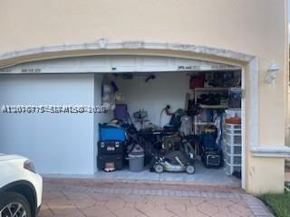 Real estate property located at 13904 18th Ter, Miami-dade, Zenteno Sub, Miami, FL