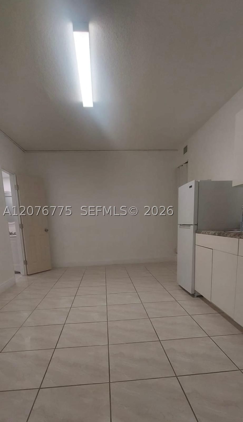 Real estate property located at 13904 18th Ter, Miami-dade, Zenteno Sub, Miami, FL