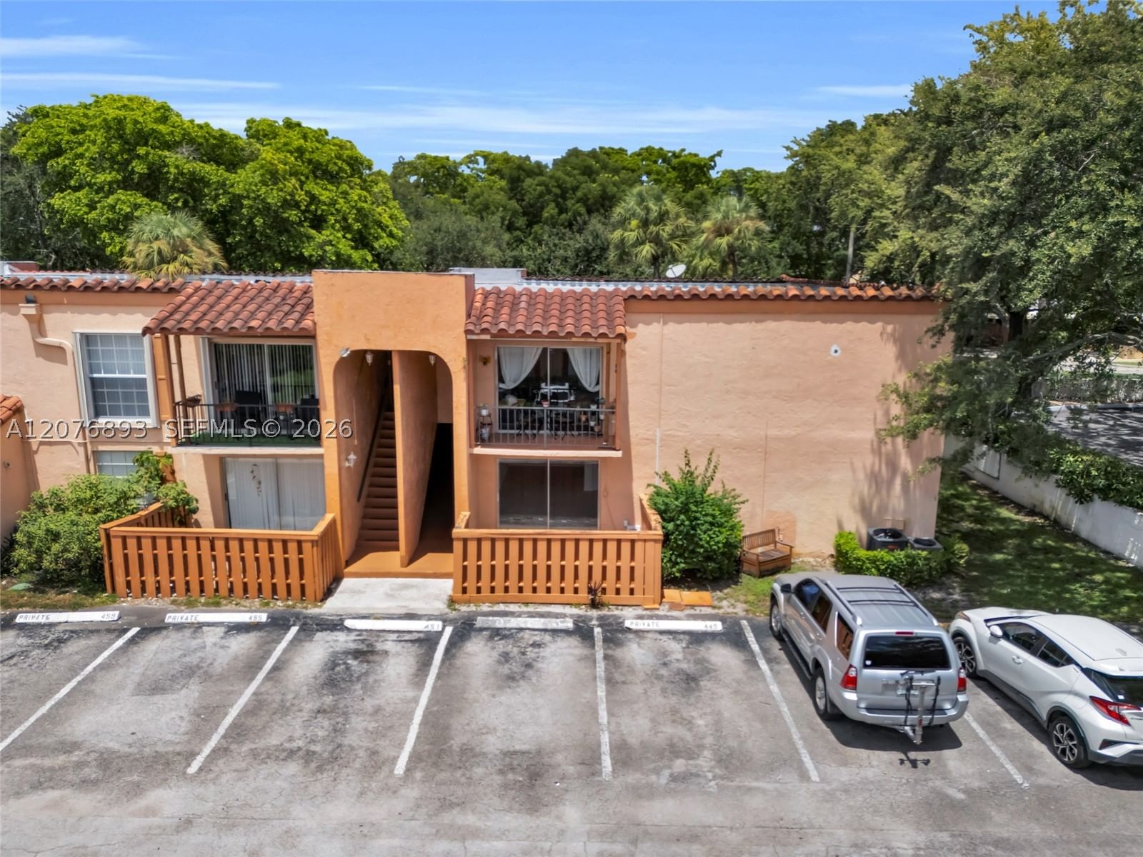 Real estate property located at 7100 Fairway Dr K11, Miami-dade, Cypress Village Condo, Miami Lakes, FL