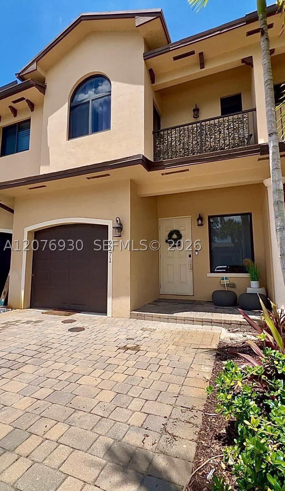 Real estate property located at 9271 16th St, Broward, Townhomes At Deer Creek, Pembroke Pines, FL