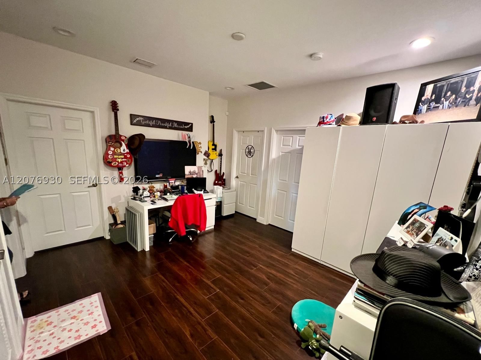 Real estate property located at 9271 16th St, Broward, Townhomes At Deer Creek, Pembroke Pines, FL
