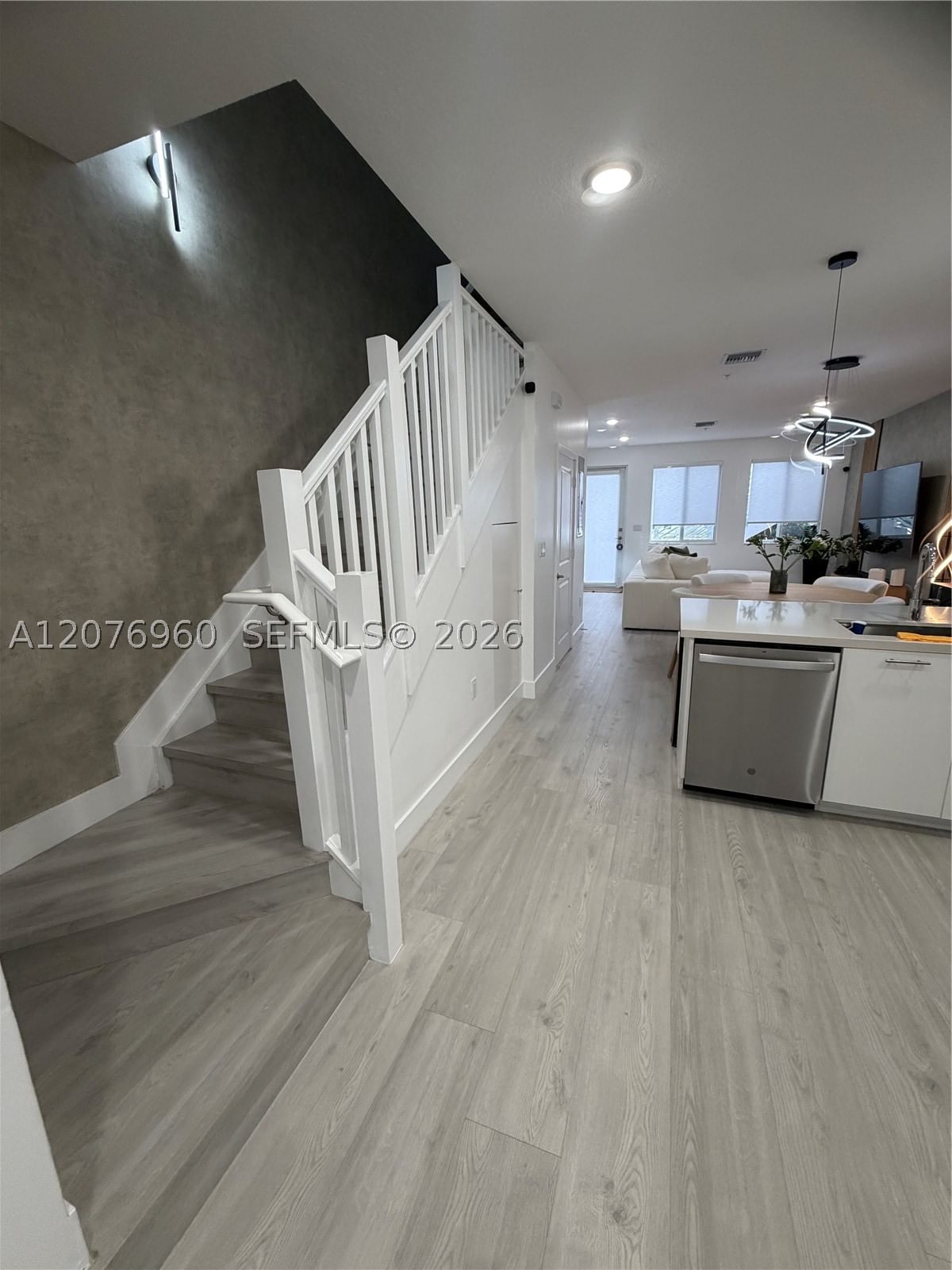 Real estate property located at 10300 66th St, Miami-dade, Landmark At Doral, Doral, FL