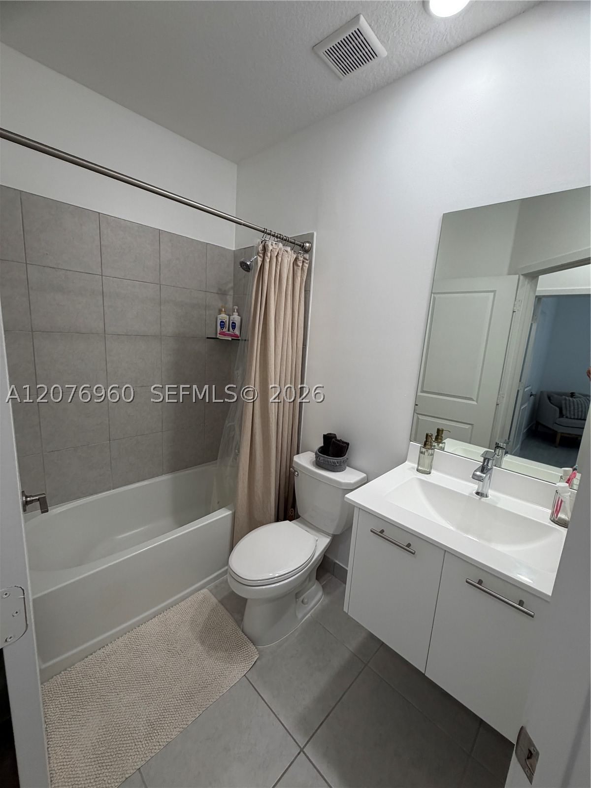 Real estate property located at 10300 66th St, Miami-dade, Landmark At Doral, Doral, FL