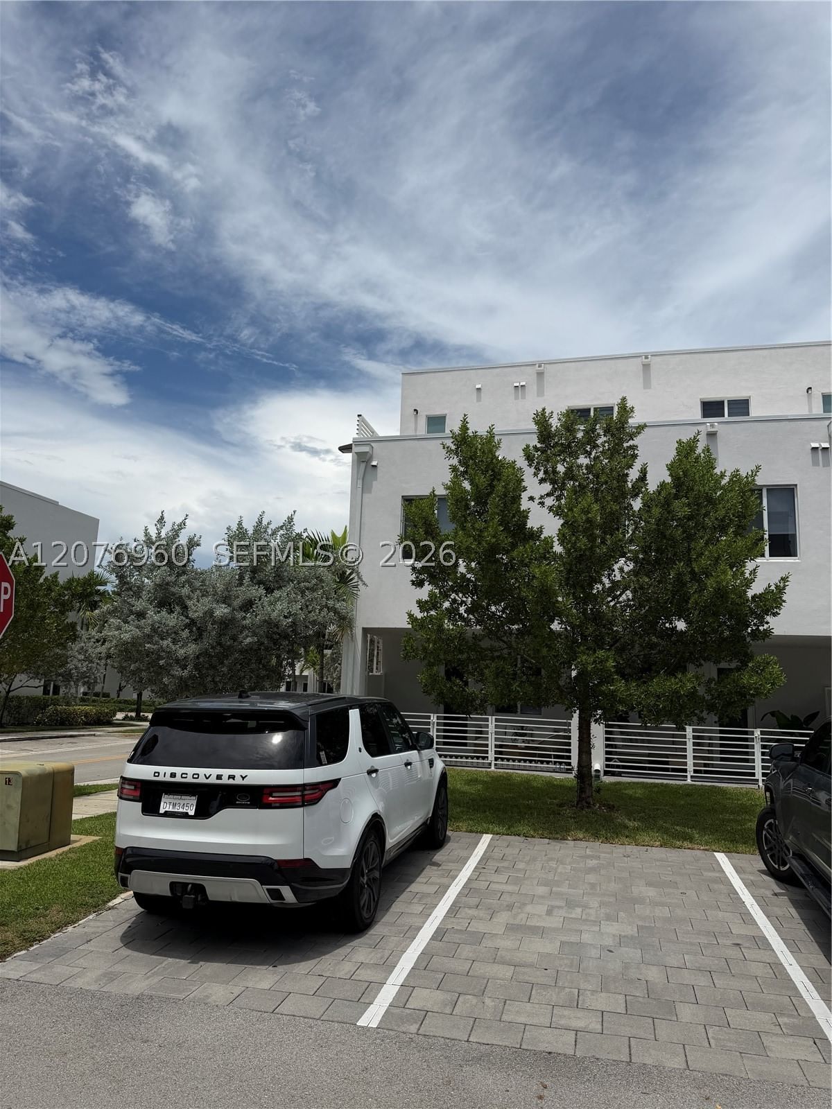 Real estate property located at 10300 66th St, Miami-dade, Landmark At Doral, Doral, FL