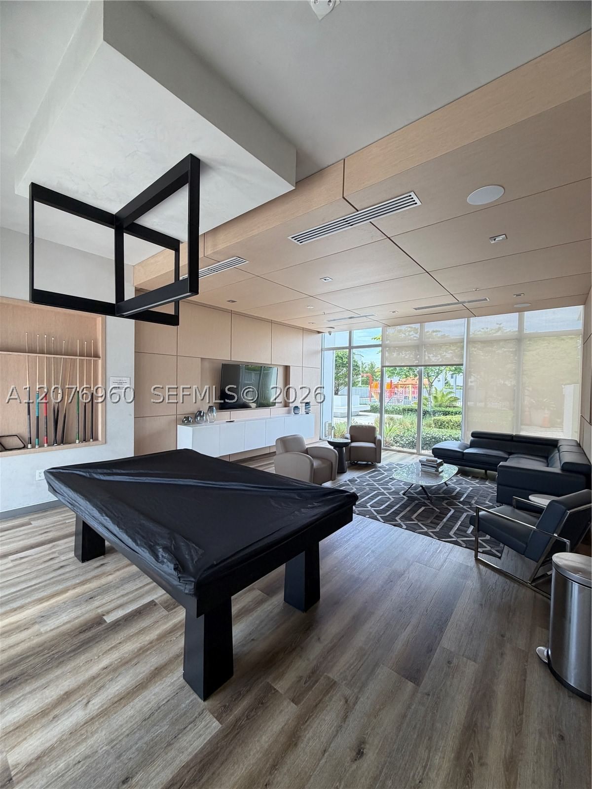 Real estate property located at 10300 66th St, Miami-dade, Landmark At Doral, Doral, FL