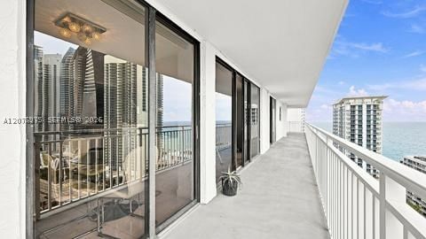Real estate property located at 210 174 St #2401, Miami-dade, Winston Towers 600 Condo, Sunny Isles Beach, FL