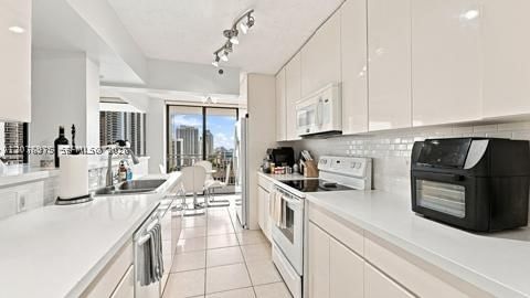 Real estate property located at 210 174 St #2401, Miami-dade, Winston Towers 600 Condo, Sunny Isles Beach, FL