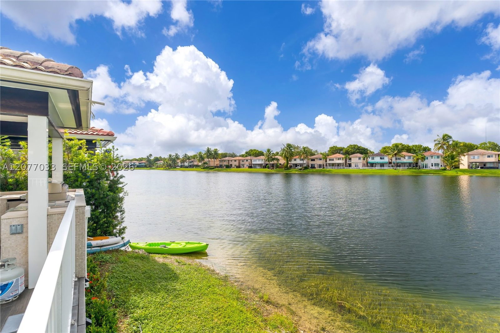 Real estate property located at 11101 72nd Ter, Miami-dade, Doral Isles Catalina, Doral, FL