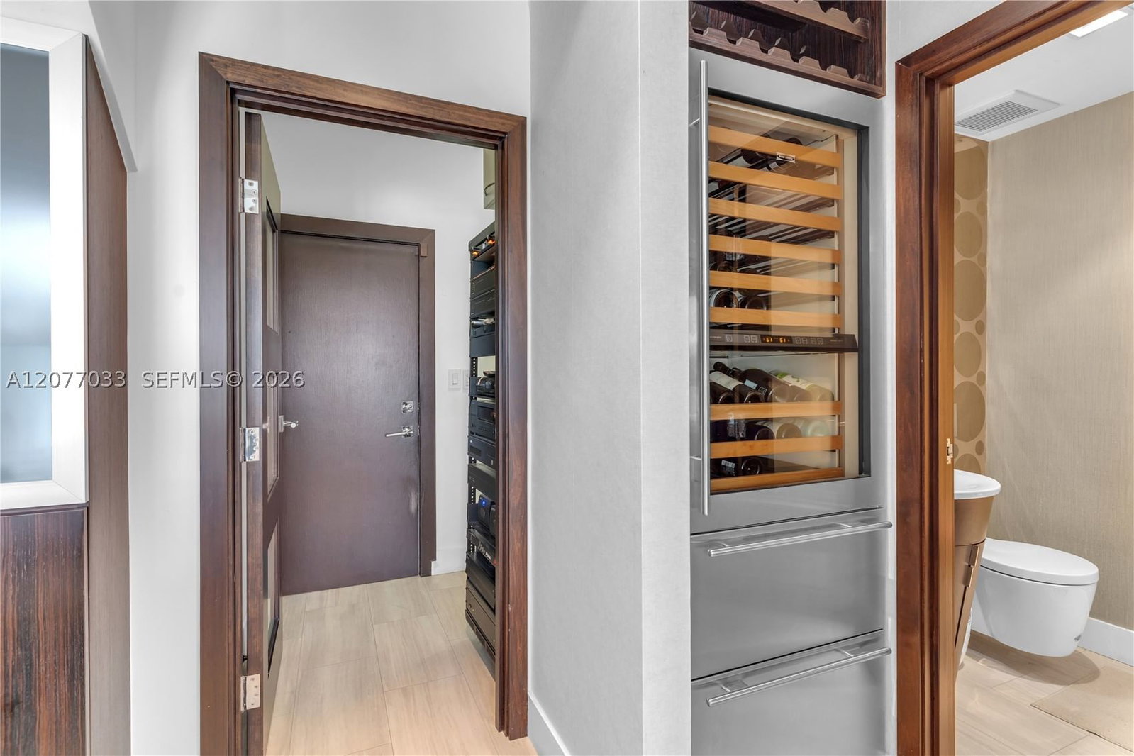 Real estate property located at 11101 72nd Ter, Miami-dade, Doral Isles Catalina, Doral, FL