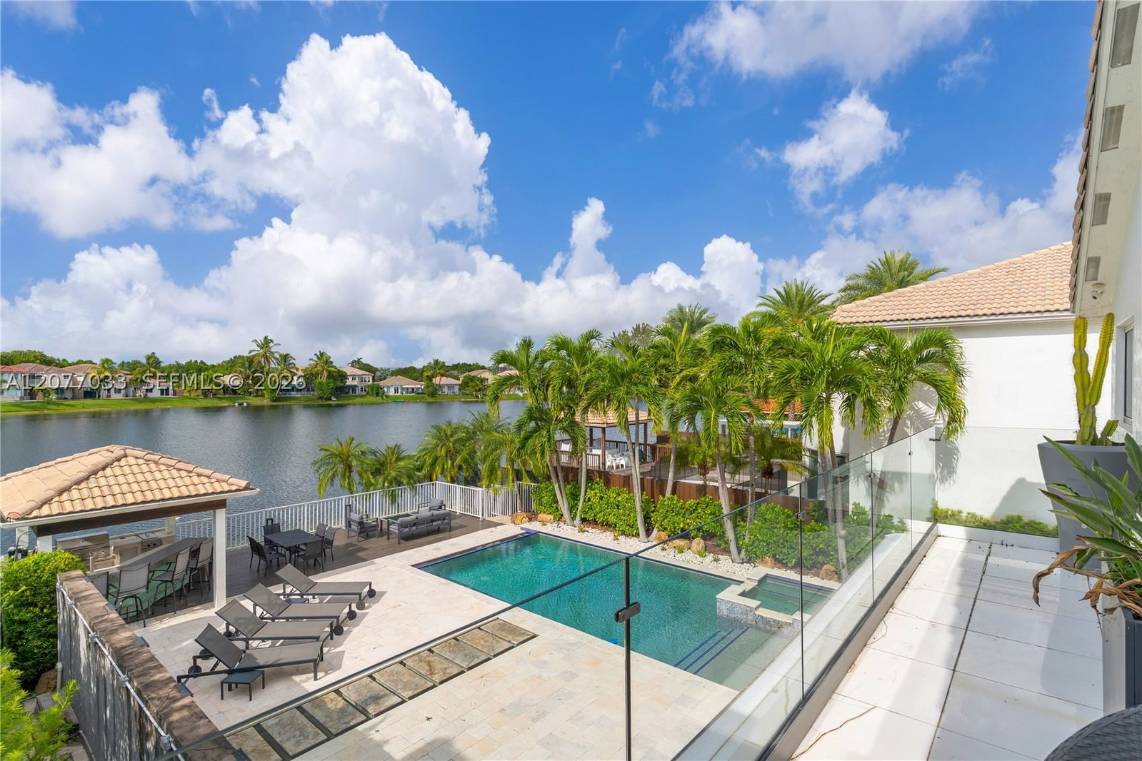 Real estate property located at 11101 72nd Ter, Miami-dade, Doral Isles Catalina, Doral, FL