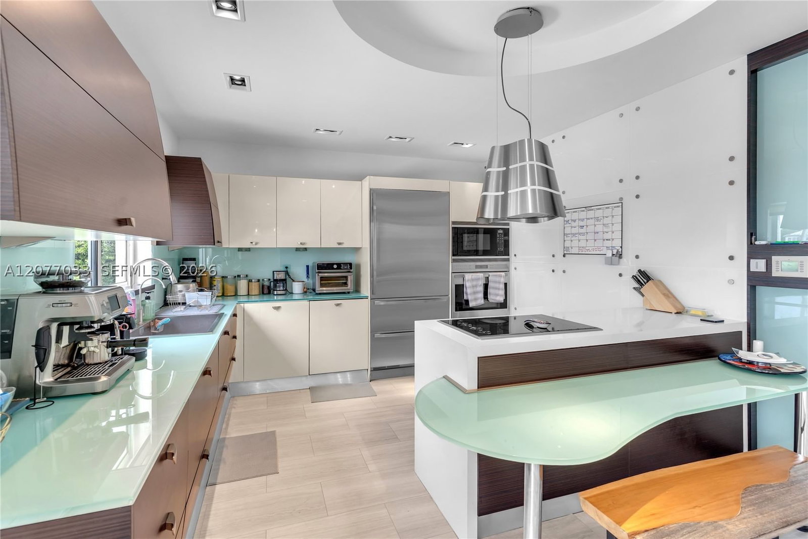 Real estate property located at 11101 72nd Ter, Miami-dade, Doral Isles Catalina, Doral, FL